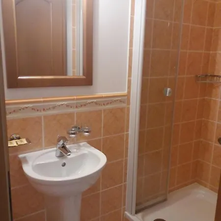 בית הארחה Paula טטרנסקה לומניקה